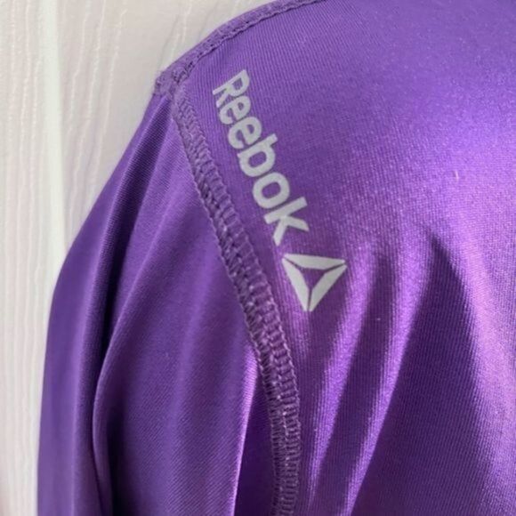 Men's Purple Reebok Athletic Shirt. Long Sleeves. Size Medium. - Picture 3 of 5